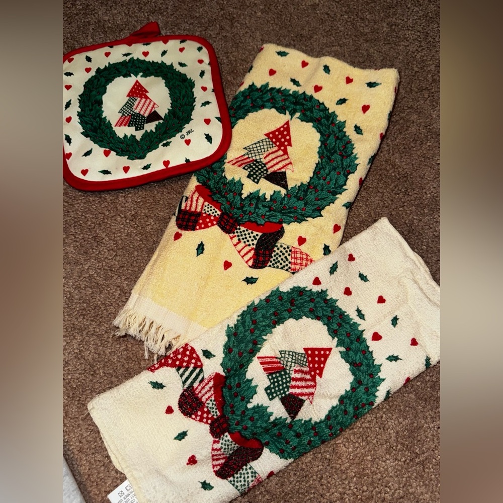 Vintage Christmas Kitchen Towel Set✨